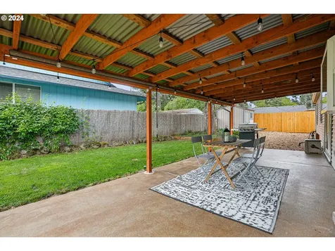 1525 SE 145th Avenue Portland OR 97233