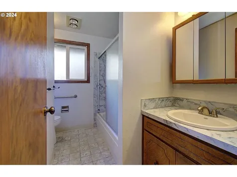 14206 Ne 87th Street Vancouver WA 98682