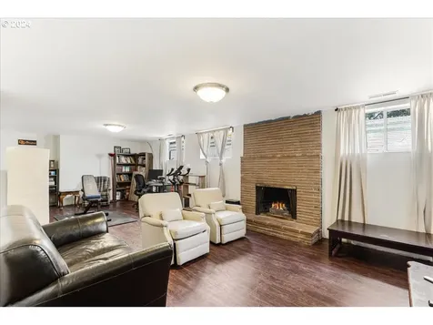 2320 Ne 130th Avenue Portland OR 97230
