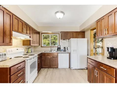 2320 Ne 130th Avenue Portland OR 97230