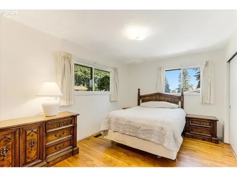 2320 Ne 130th Avenue Portland OR 97230