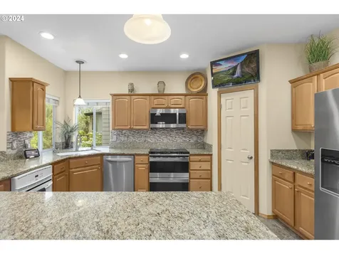 5684 Nw Skycrest Parkway Portland OR 97229