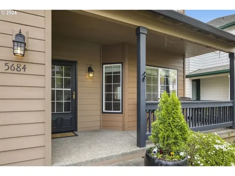 5684 Nw Skycrest Parkway Portland OR 97229