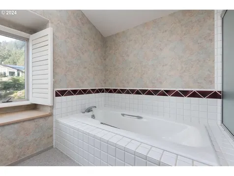 242 Sea Crest Way Otter Rock OR 97369