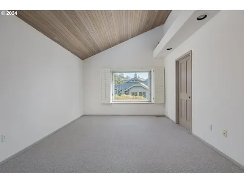 242 Sea Crest Way Otter Rock OR 97369