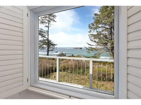 242 Sea Crest Way Otter Rock OR 97369