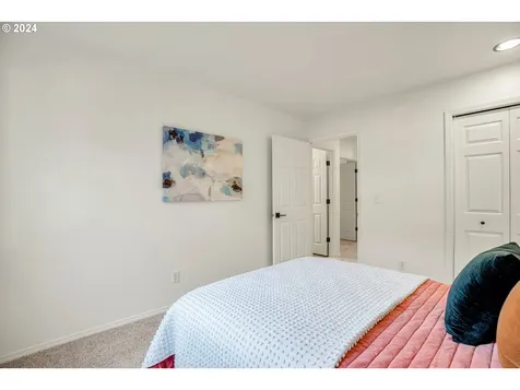 16605 NW Dublin Court Portland OR 97229