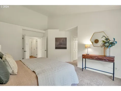 16605 NW Dublin Court Portland OR 97229