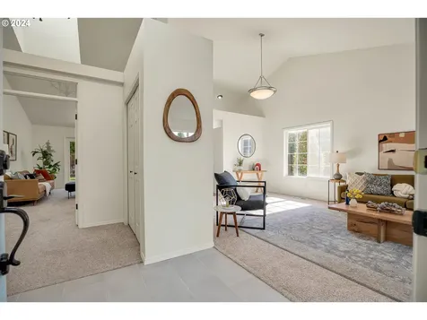 16605 NW Dublin Court Portland OR 97229