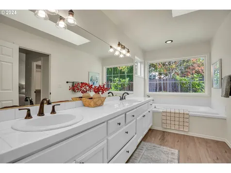 16605 NW Dublin Court Portland OR 97229