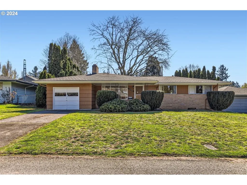 10324 Ne Russell Court Portland OR 97220
