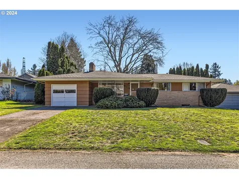 10324 Ne Russell Court Portland OR 97220