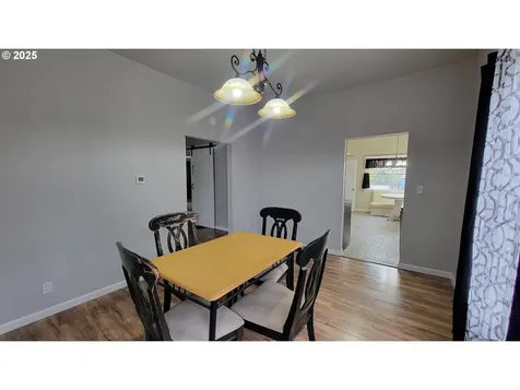 523 SE Rice Avenue Roseburg OR 97470