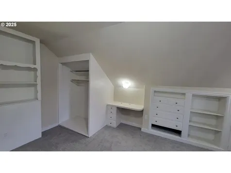 523 SE Rice Avenue Roseburg OR 97470
