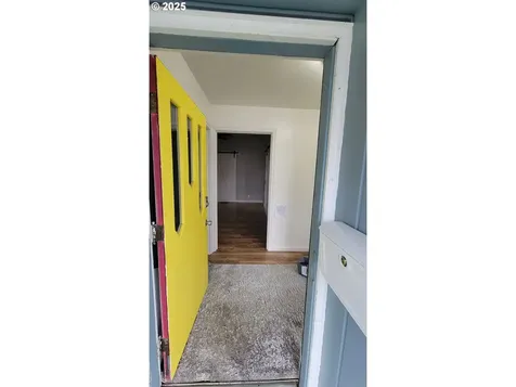 523 SE Rice Avenue Roseburg OR 97470