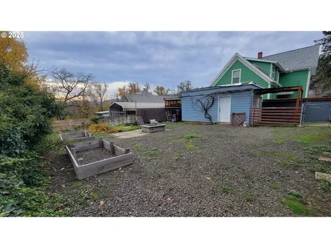 523 SE Rice Avenue Roseburg OR 97470