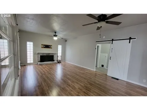 523 SE Rice Avenue Roseburg OR 97470