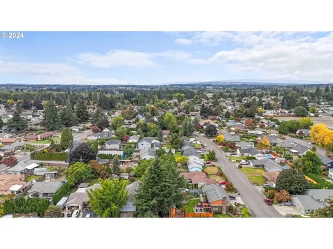 835 N Elm Street Canby OR 97013
