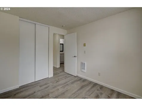 15803 SE 13th Street Vancouver WA 98683