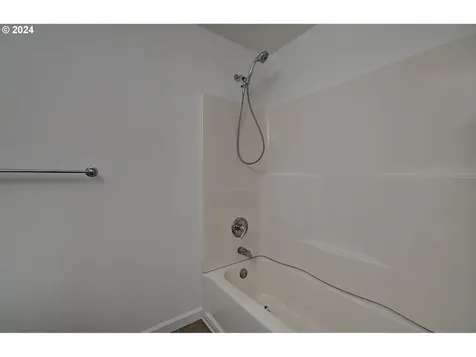 15803 SE 13th Street Vancouver WA 98683