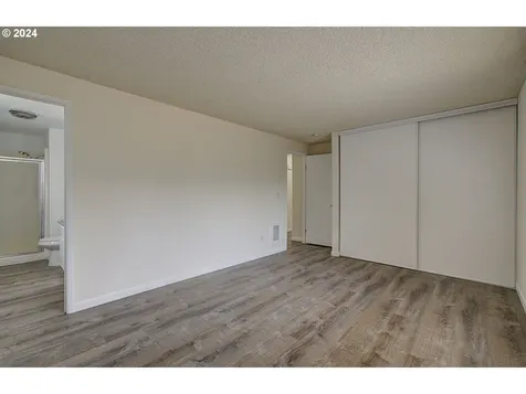 15803 SE 13th Street Vancouver WA 98683