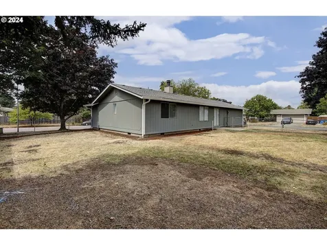 15803 SE 13th Street Vancouver WA 98683