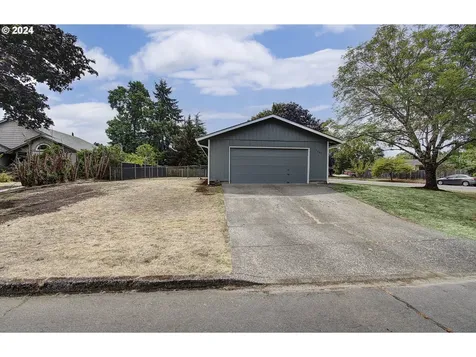 15803 SE 13th Street Vancouver WA 98683