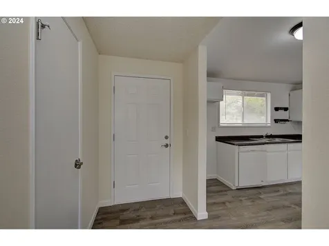 15803 SE 13th Street Vancouver WA 98683