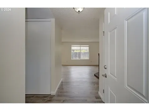 15803 SE 13th Street Vancouver WA 98683