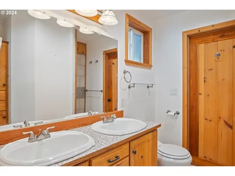 195 Tilton View Road Morton WA 98356