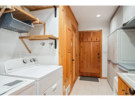 195 Tilton View Road Morton WA 98356