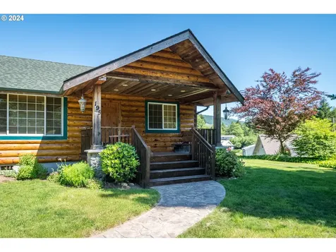 195 Tilton View Road Morton WA 98356