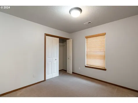 40311 Therese Street Sandy OR 97055