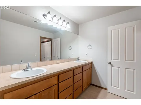 40311 Therese Street Sandy OR 97055