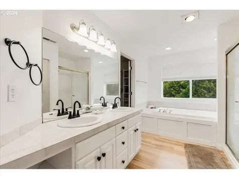 1831 Westberry Court West Linn OR 97068