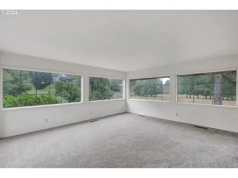 140 Evergreen Road Kelso WA 98626