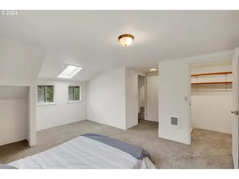 140 Evergreen Road Kelso WA 98626