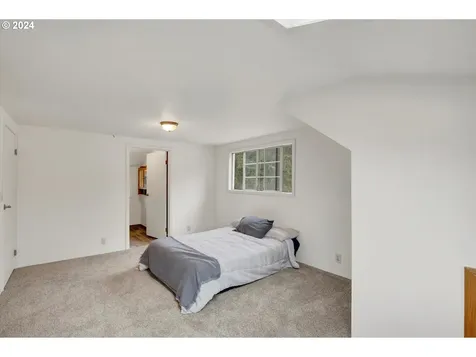 140 Evergreen Road Kelso WA 98626