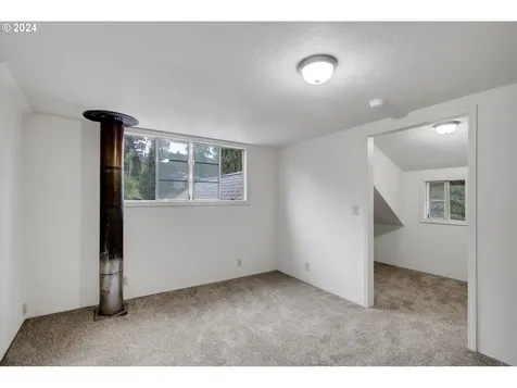 140 Evergreen Road Kelso WA 98626