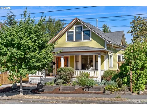 6526 Ne Mallory Avenue Portland OR 97211