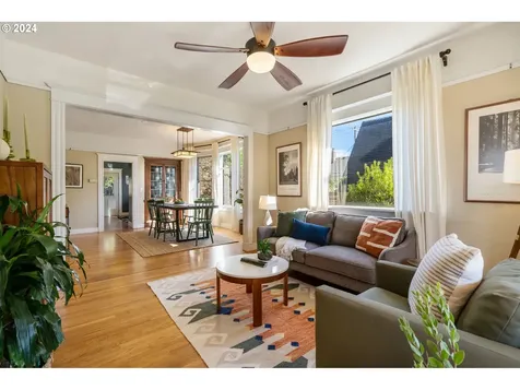6526 Ne Mallory Avenue Portland OR 97211