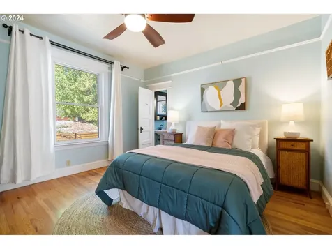 6526 Ne Mallory Avenue Portland OR 97211