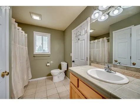 139 Spencer Creek Road Kalama WA 98625