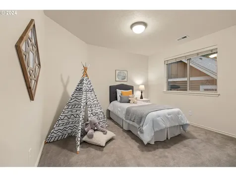 9492 NW Harvest Hill Drive Portland OR 97229