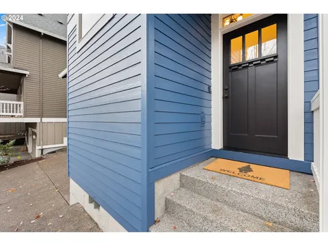 9492 NW Harvest Hill Drive Portland OR 97229