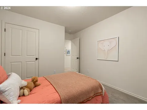 9492 NW Harvest Hill Drive Portland OR 97229