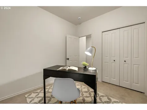 9492 NW Harvest Hill Drive Portland OR 97229
