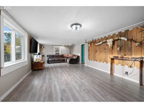 2617 SE Paulina Highway Prineville OR 97754