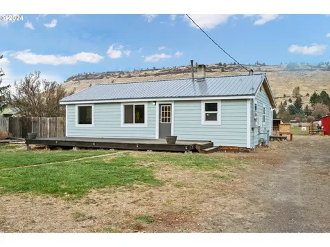 2617 SE Paulina Highway Prineville OR 97754