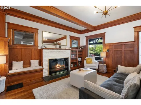 2887 Se Franklin Street Portland OR 97202